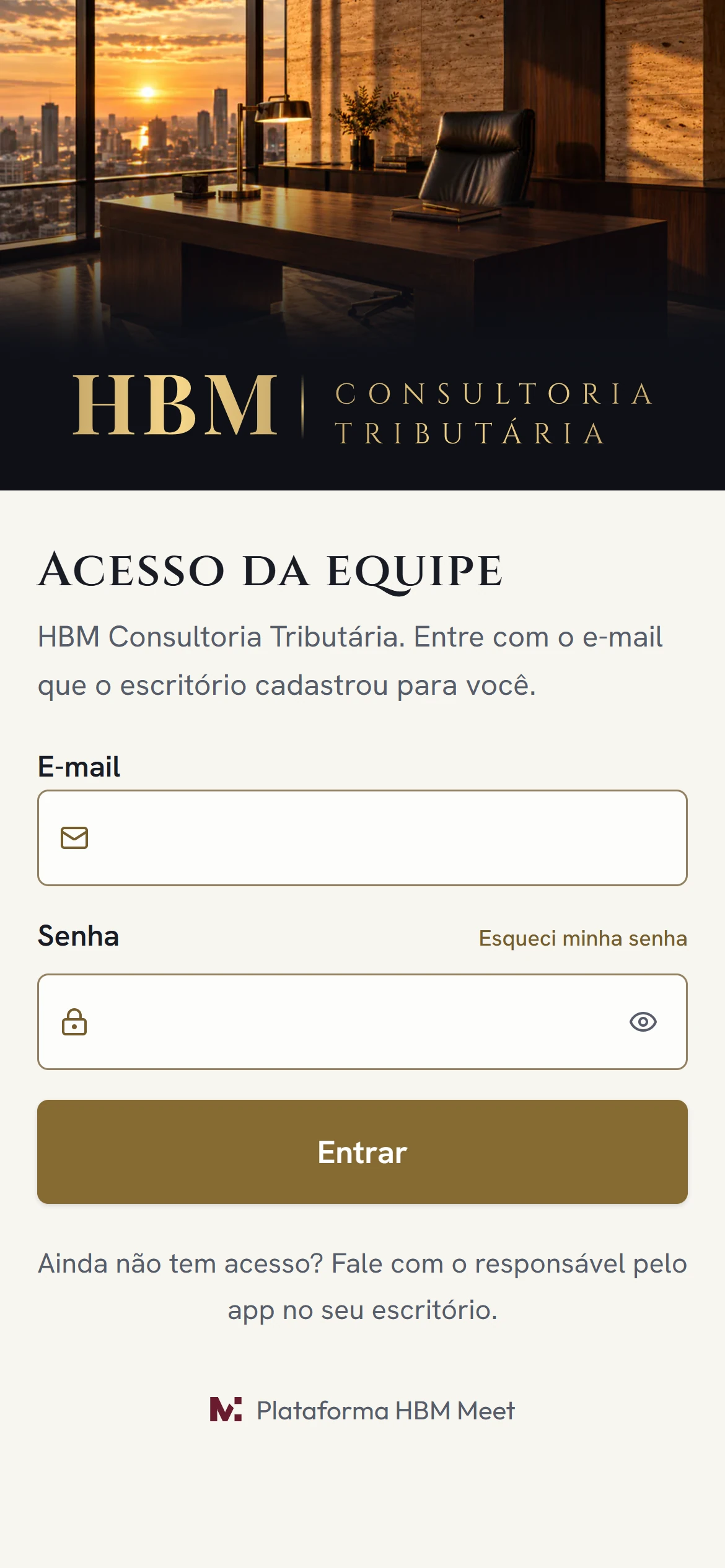 Entrada do HBM Meet com a marca da HBM Consultoria Tributária
